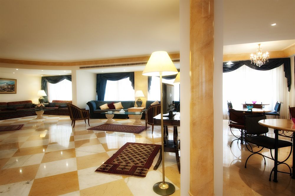 Bella Riva Hotel Beirut Esterno foto